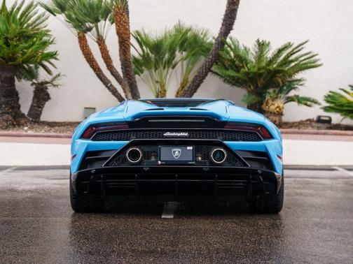 2024 Lamborghini Huracan EVO Spyder