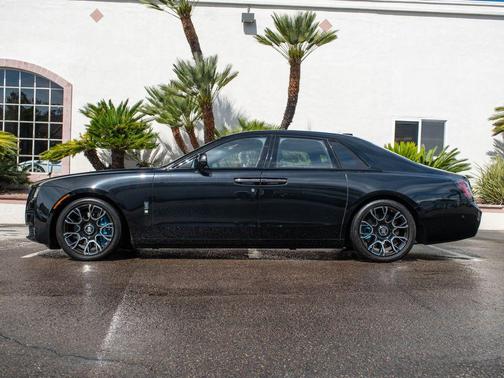 Black Diamond 2022 Rolls-Royce Ghost Black Badge