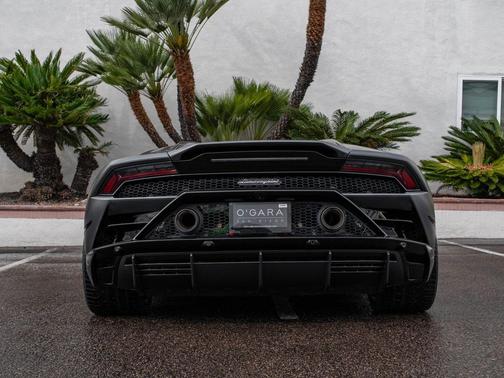 2024 Lamborghini Huracan EVO Spyder