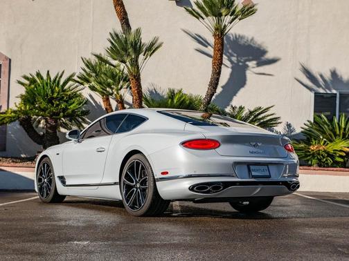 2024 Bentley Continental GT V8