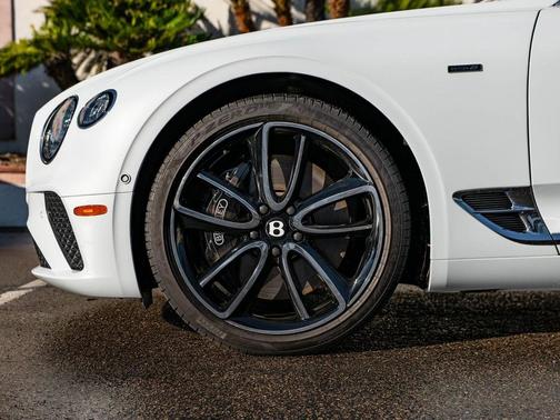 2024 Bentley Continental GT V8