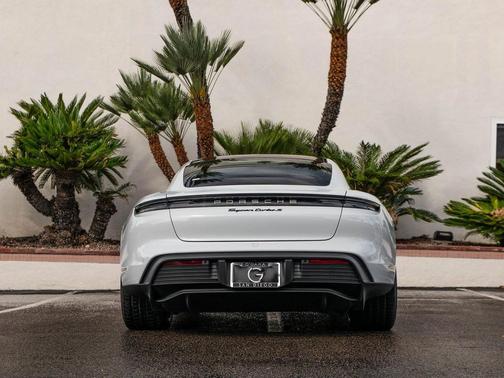 2020 Porsche Taycan 4S