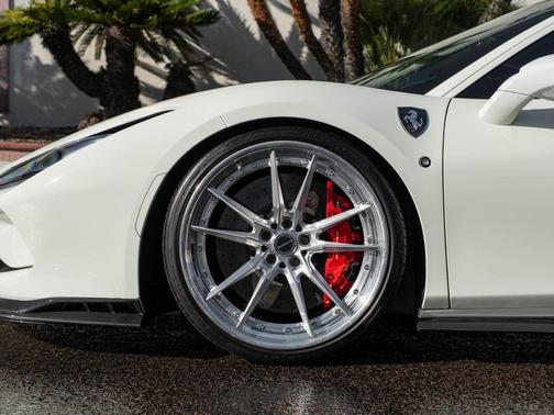 2020 Ferrari F8 Tributo Base