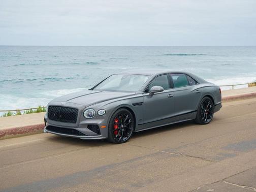 2025 Bentley Flying Spur Speed