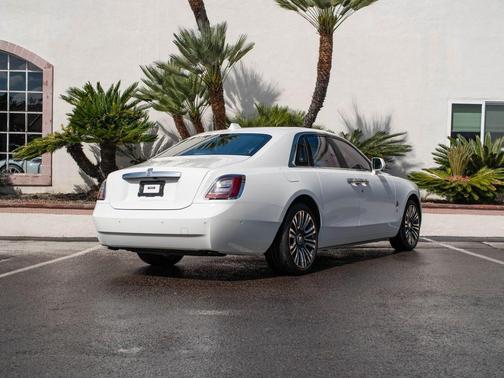 2022 Rolls-Royce Ghost 