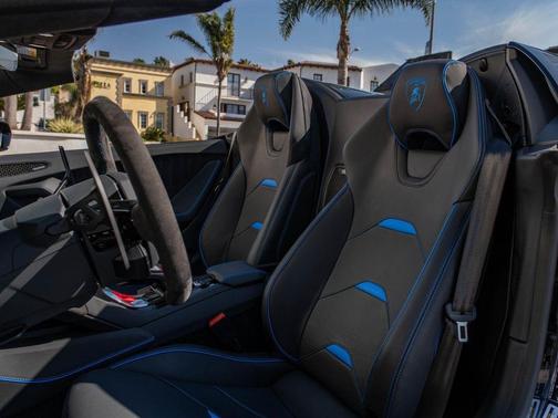 2024 Lamborghini Huracan EVO Spyder