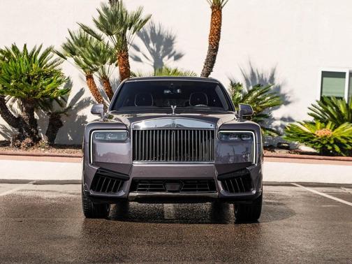 2025 Rolls-Royce Cullinan Base