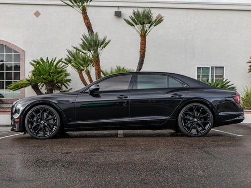 2024 Bentley Flying Spur S