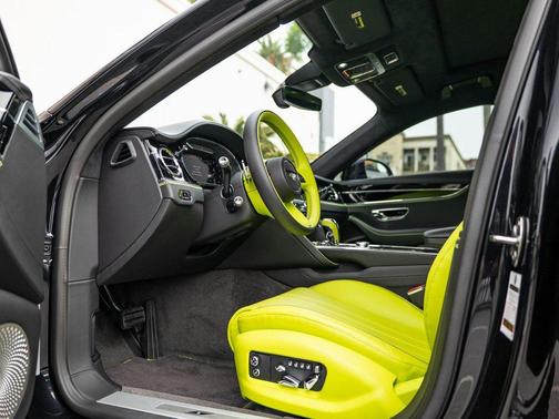 2024 Bentley Flying Spur S