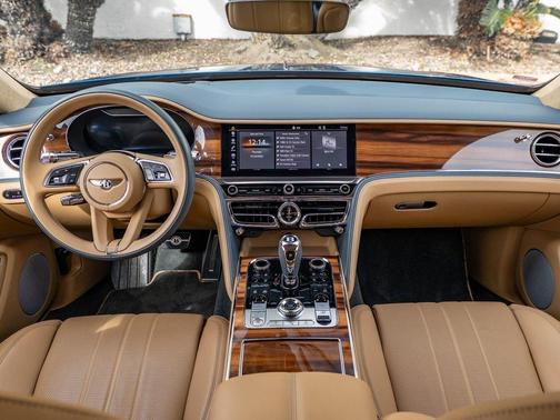 2022 Bentley Flying Spur Hybrid 