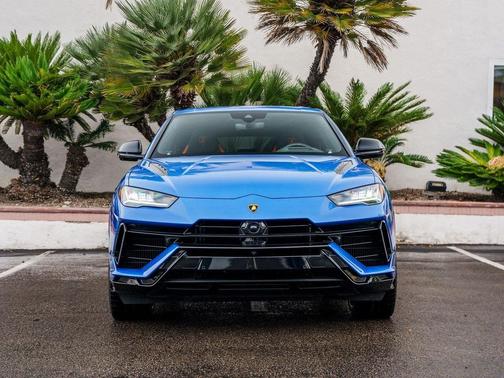 2024 Lamborghini Urus S