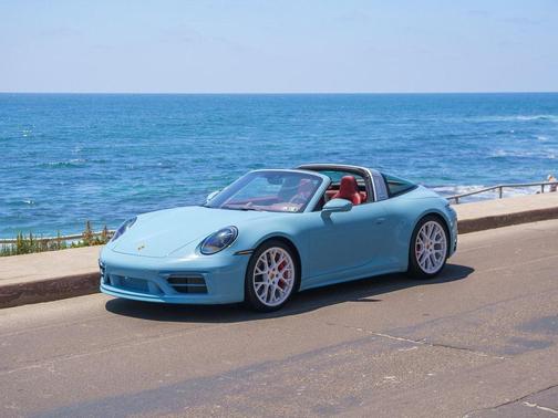2023 Porsche 911 Targa 4 GTS