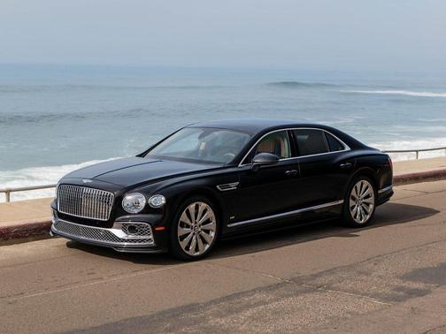 2022 Bentley Flying Spur V8