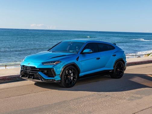 2023 Lamborghini Urus Performante