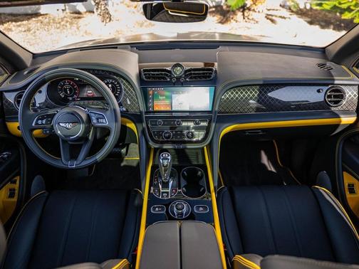 2025 Bentley Bentayga S Black Edition