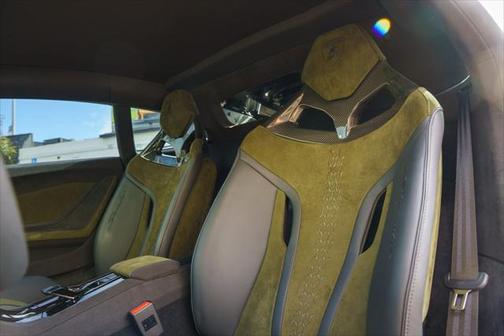 2024 Lamborghini Huracan Sterrato Base