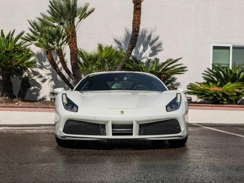 2017 Ferrari 488 GTB 