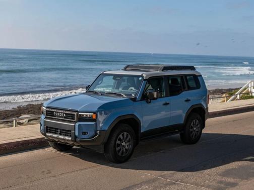 2025 Toyota Land Cruiser Base