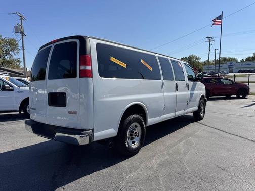 2018 GMC Savana 3500 LT