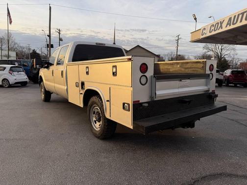 2016 Ford F-250 4X4 4dr Crew Cab 156.2 172.4 in. WB