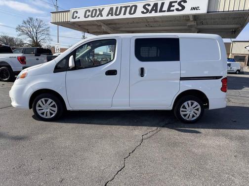 2021 Nissan NV200 SV
