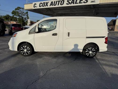 2020 Nissan NV200 SV