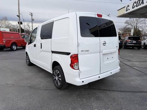 2020 Nissan NV200 SV