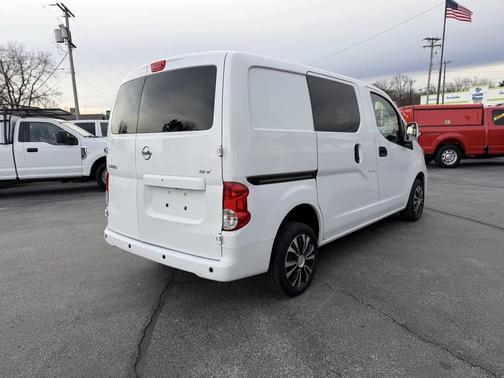 2020 Nissan NV200 SV