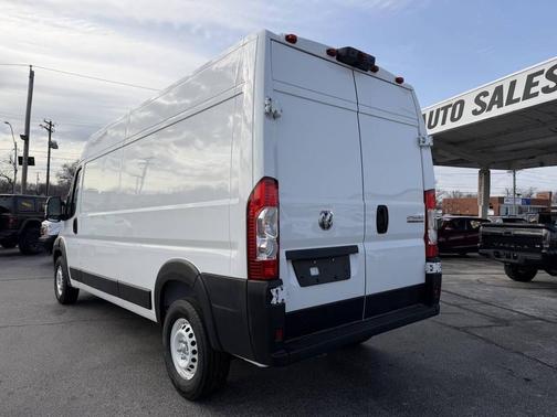 2025 RAM ProMaster 2500 Tradesman