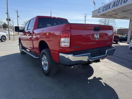 2024 RAM 2500 Big Horn Crew Cab 4x4 6'4' Box
