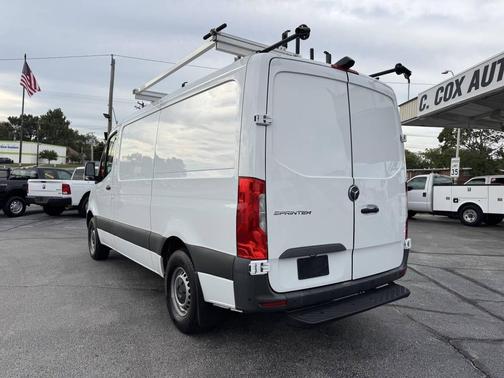 2023 Mercedes-Benz Sprinter 2500 Standard Roof