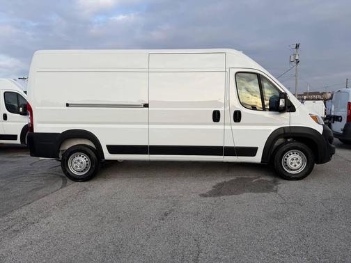 2025 RAM ProMaster 2500 Tradesman