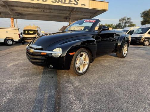 2004 Chevrolet SSR LS 2dr Regular Cab Convertible Rwd SB