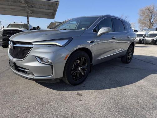 2023 Buick Enclave Essence AWD