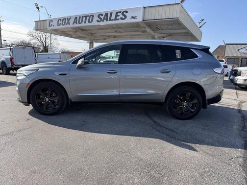 2023 Buick Enclave Essence AWD