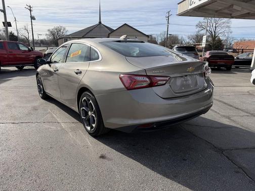 2022 Chevrolet Malibu FWD LT