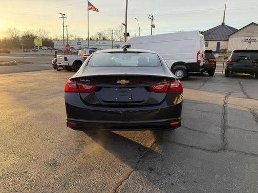 2023 Chevrolet Malibu FWD 1LT