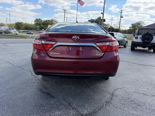 2017 Toyota Camry LE