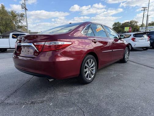 2017 Toyota Camry LE