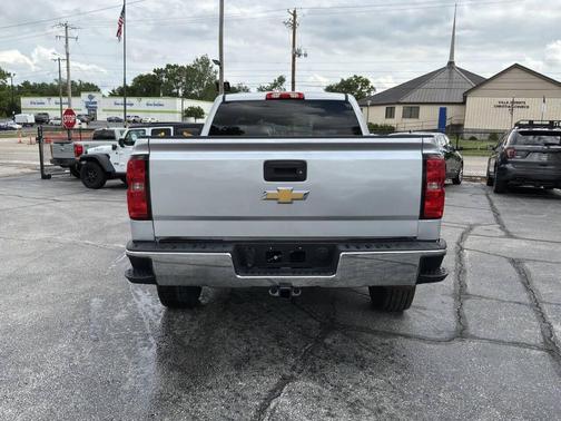 Silver Ice Metallic 2019 Chevrolet Silverado 1500 1LT