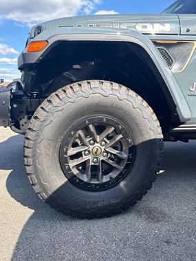 2025 Jeep Wrangler Rubicon 392
