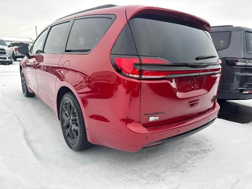 2026 Chrysler Pacifica Limited