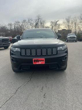 2017 Jeep Grand Cherokee Altitude