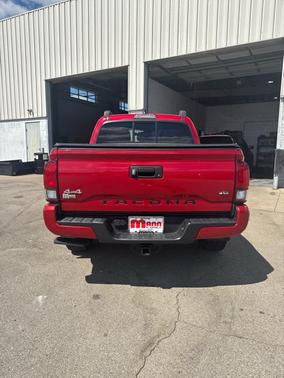 2022 Toyota Tacoma SR