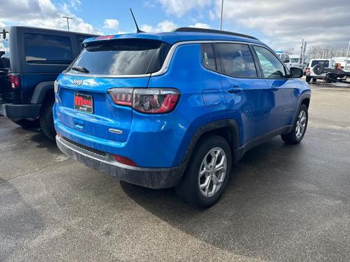 2024 Jeep Compass Latitude