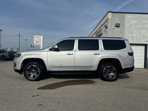 2022 Jeep Wagoneer Series III