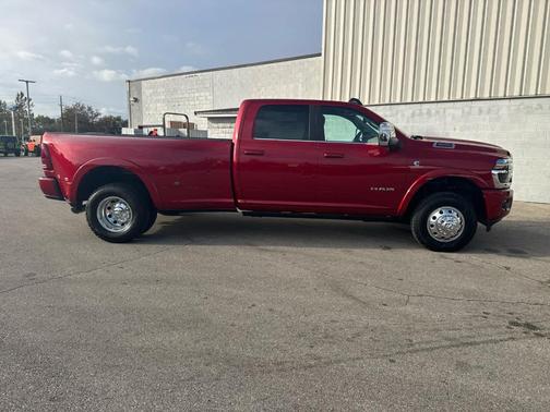 2026 RAM 3500 Limited