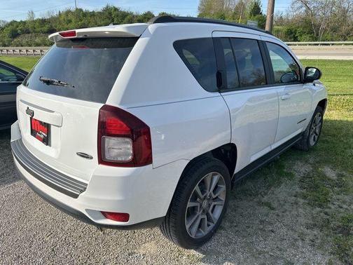 Bright White Clearcoat 2017 Jeep Compass Sport