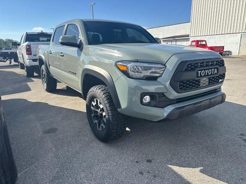 2023 Toyota Tacoma TRD Off Road