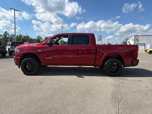 Molten Red Pearlcoat 2026 RAM 1500 Big Horn/Lone Star
